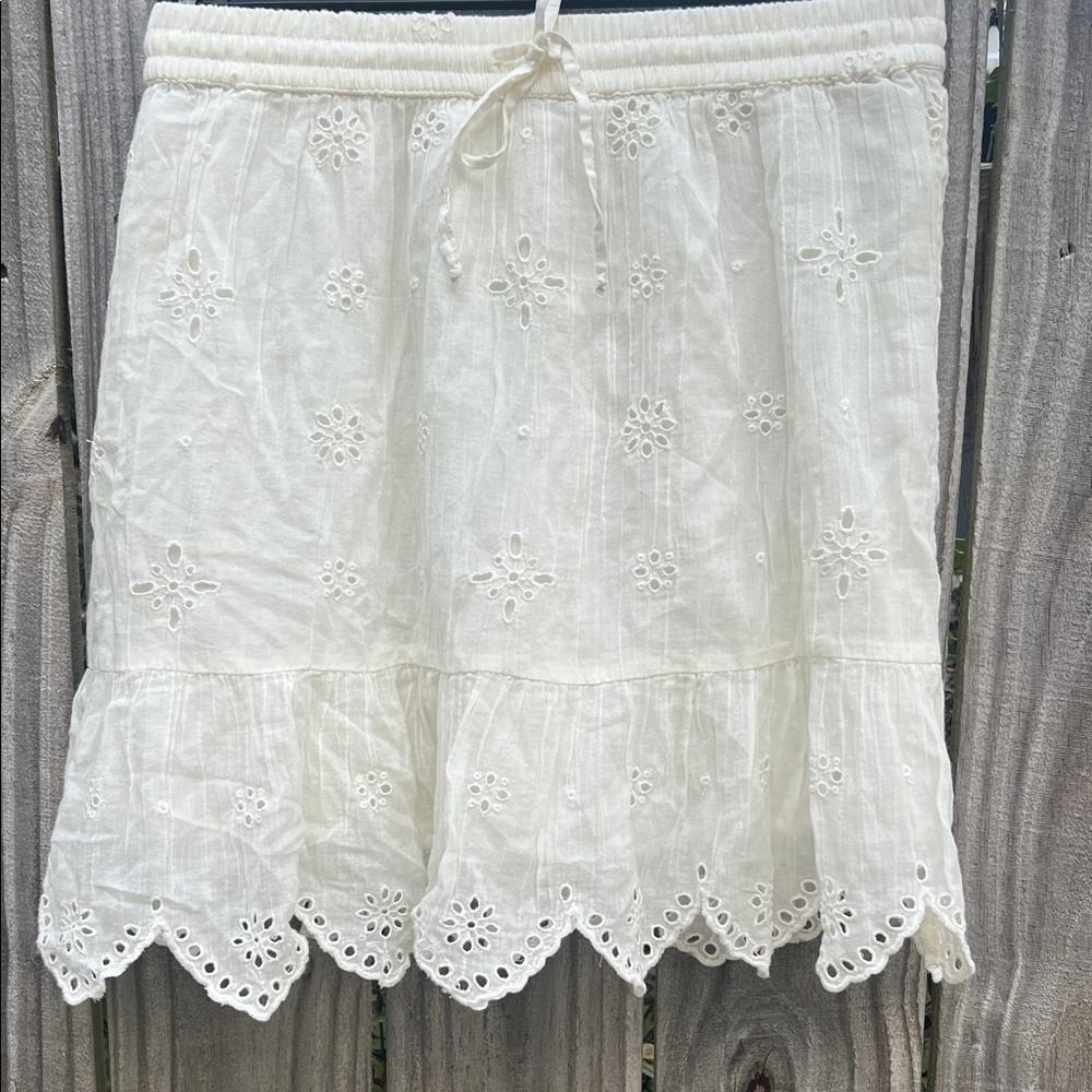 Aerie Cream Eyelet Mini Skirt
